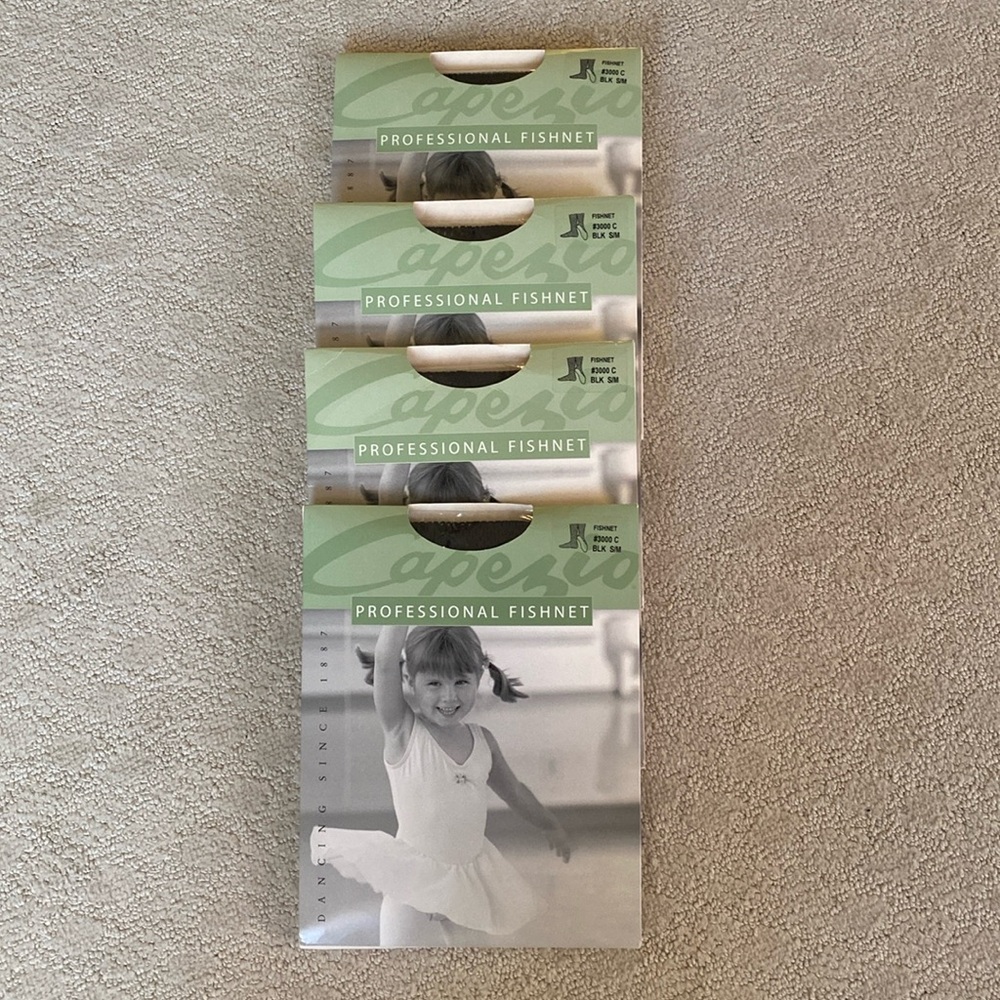 4 Pairs Capezio Fishnet Stockings
